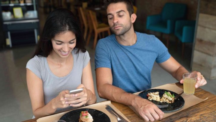 12 Red Flags That Most Often Cause A Marriage To End