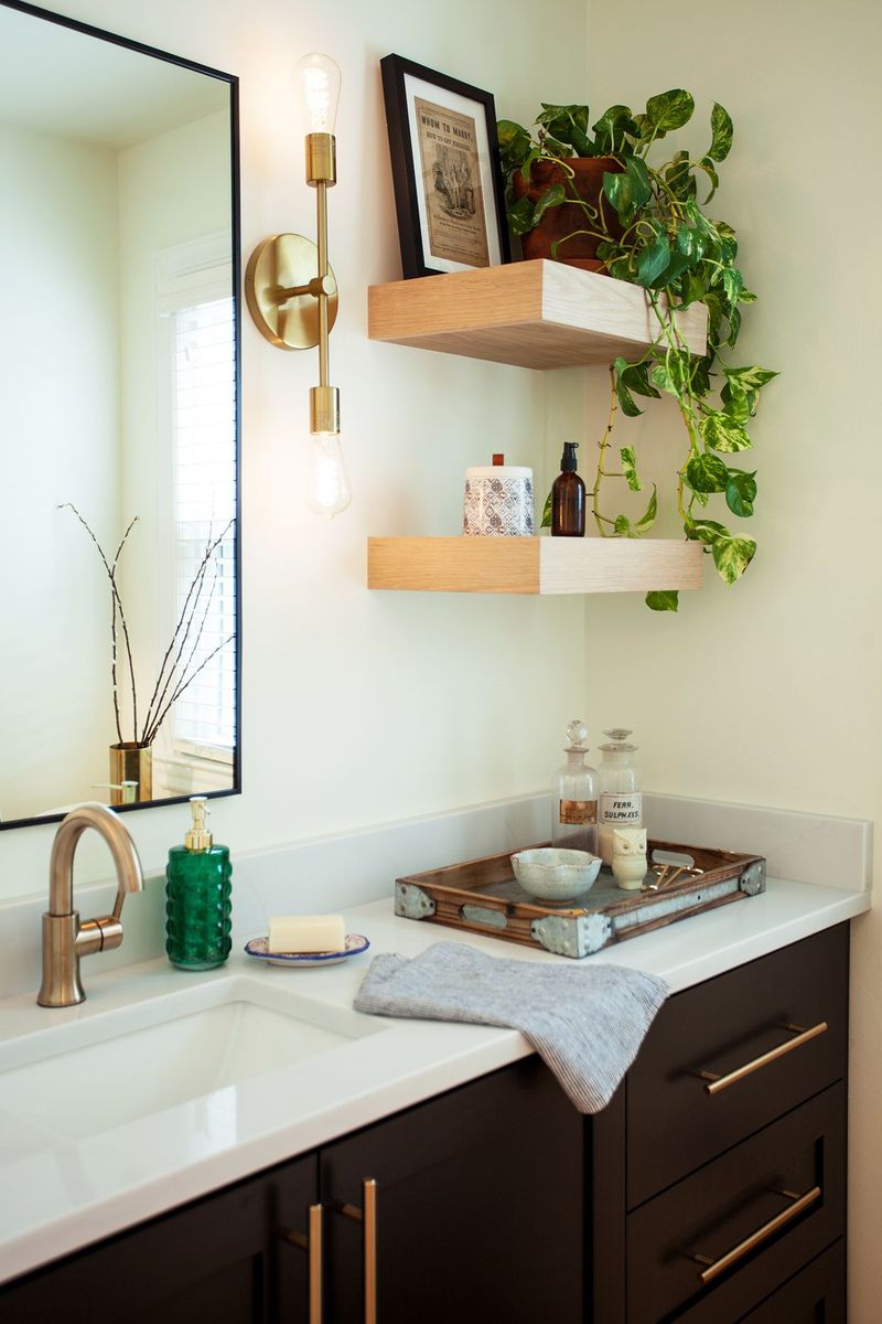 Cluttering Countertops