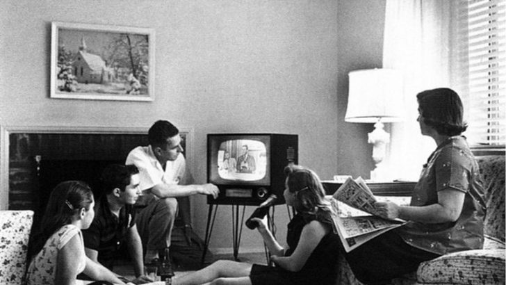 13 House Rules From the ’60s That Everyone Knew and Followed