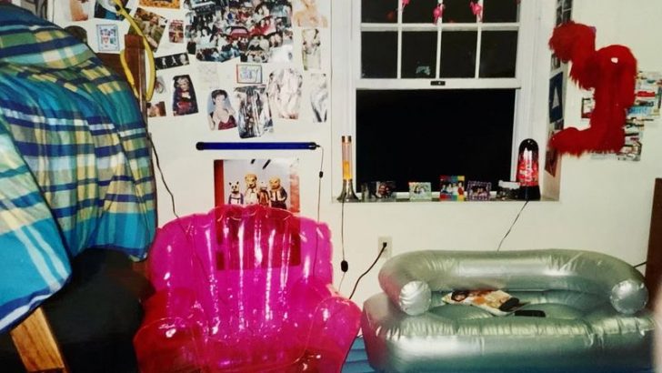 14 Things Every Kid Had in Their Room in 1995 That Would Horrify Parents Today