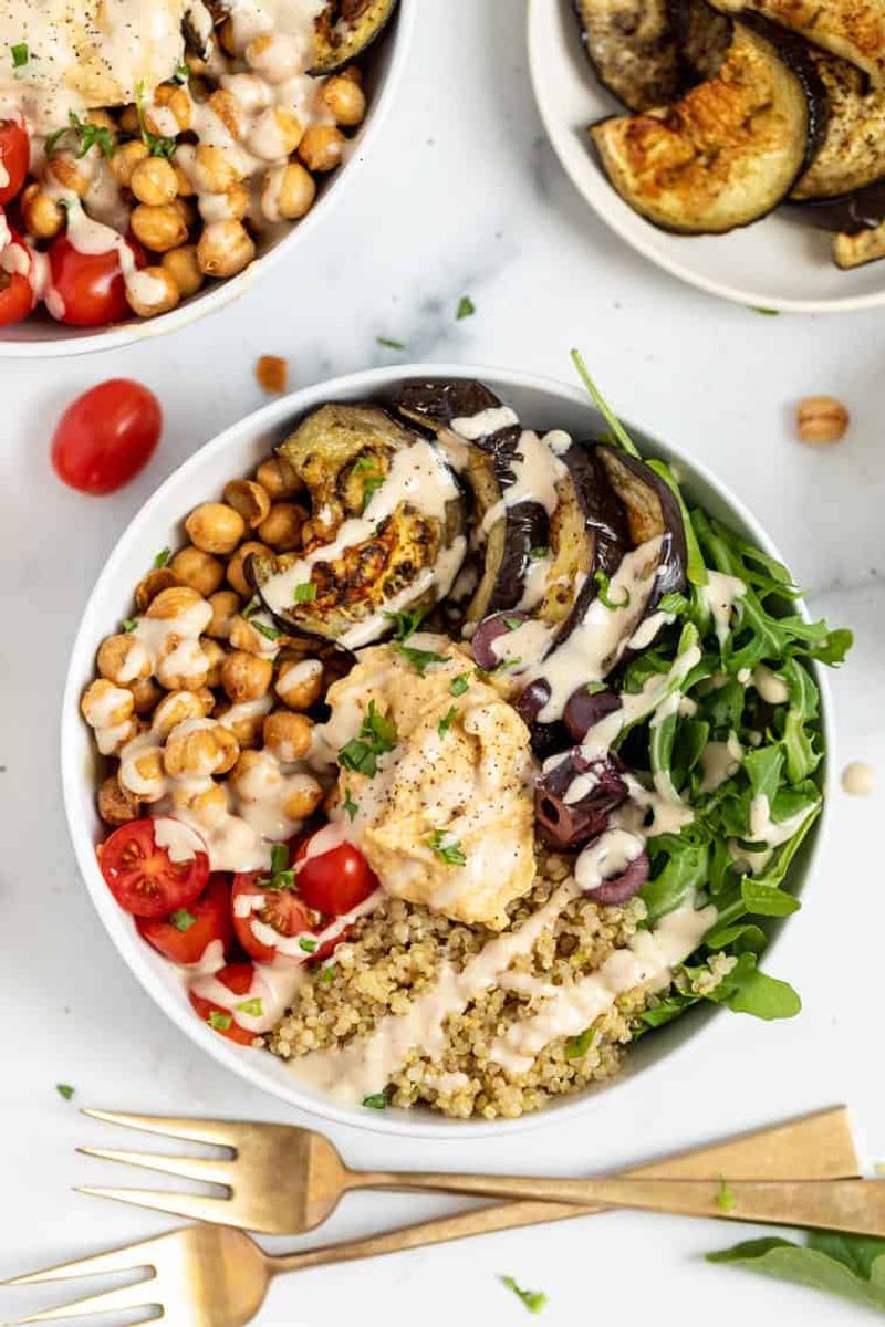 Mediterranean Quinoa Bowl