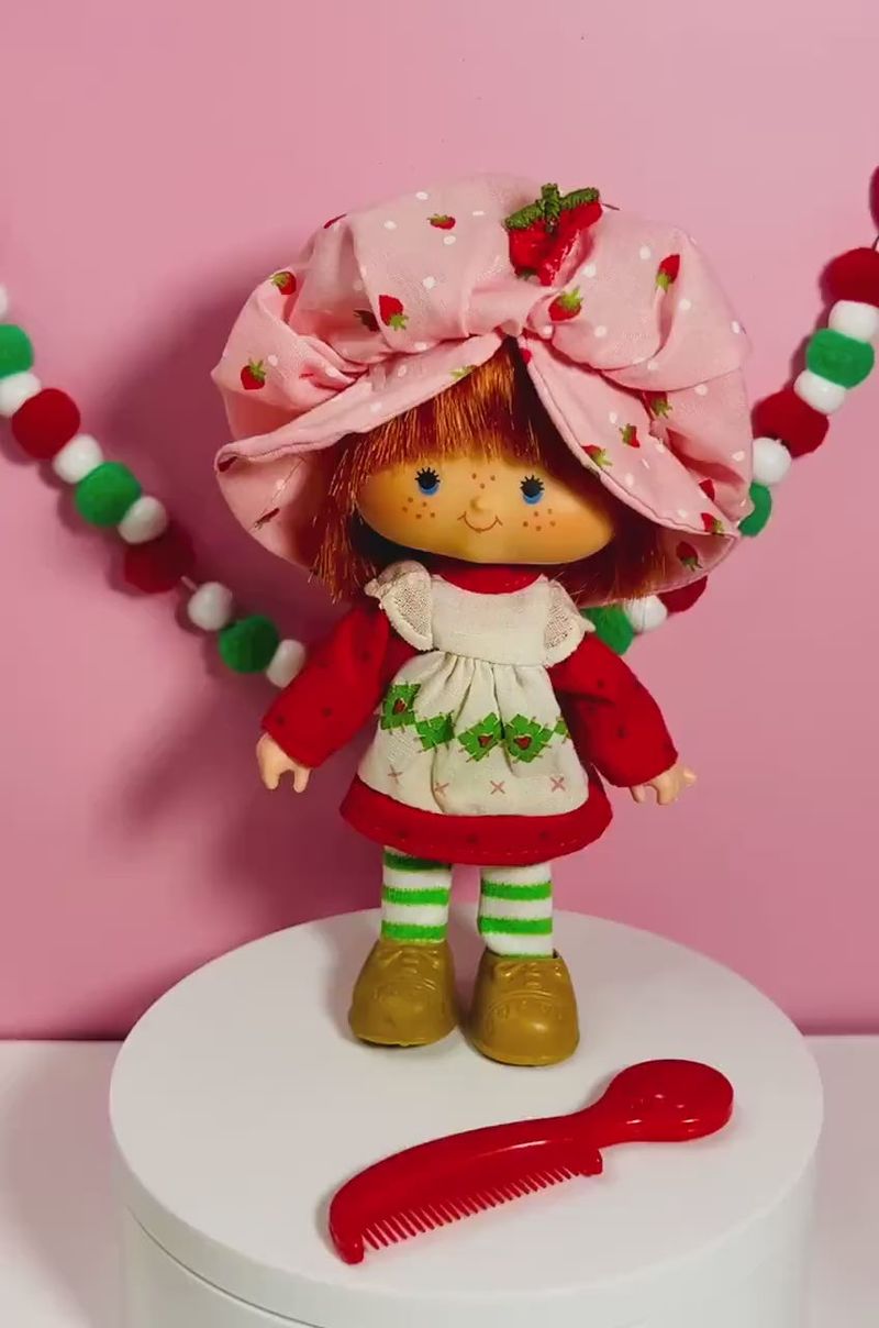 Strawberry Shortcake Dolls