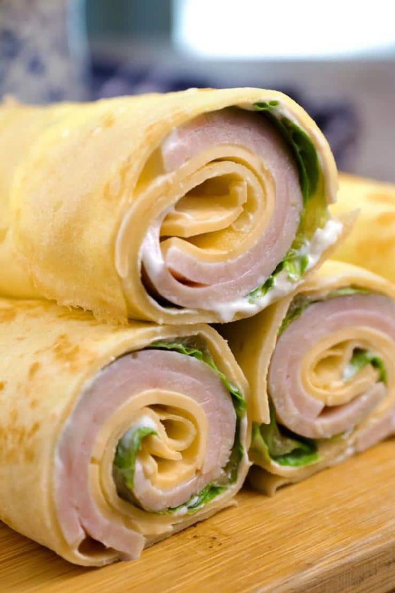 Turkey and Cheese Roll-Ups