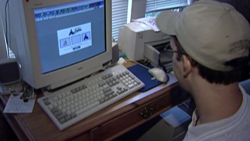 Navigating Early Internet Platforms