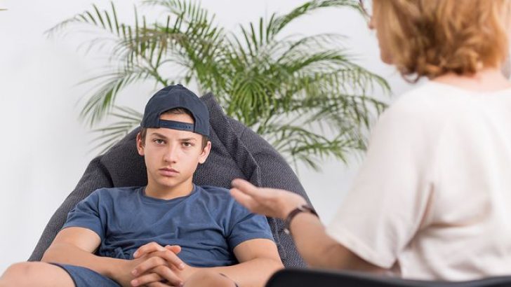 People With Unresolved Childhood Trauma Develop These 8 Traits as Adults
