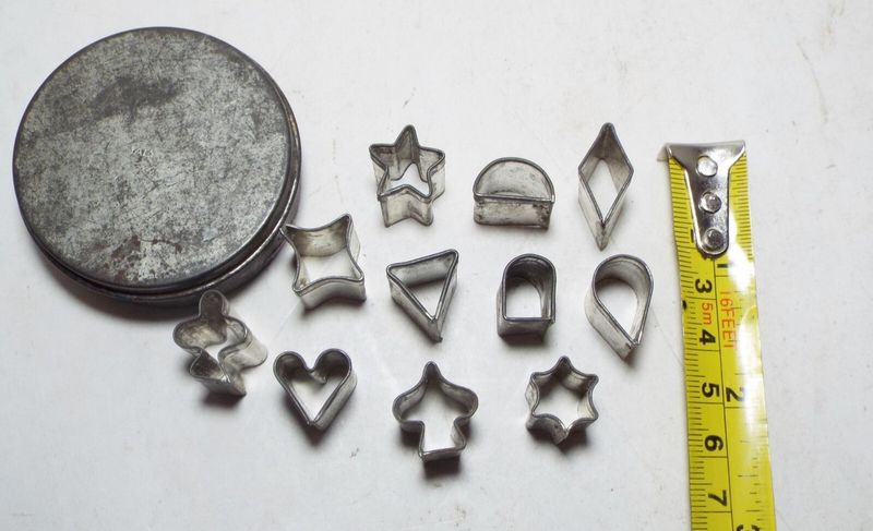 Tin Cookie Cutter Set