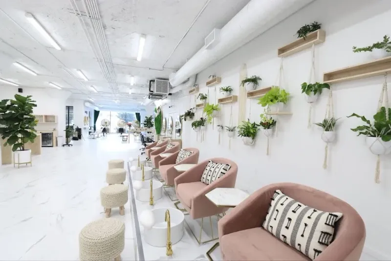 Body Language in Waiting Area
