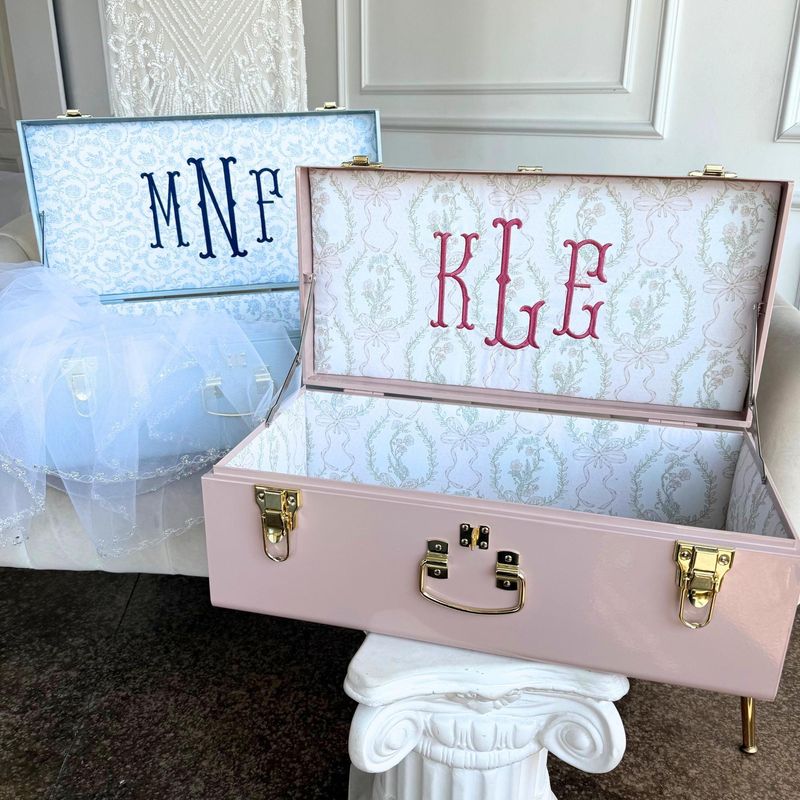 Preparing a Bridal Trunk