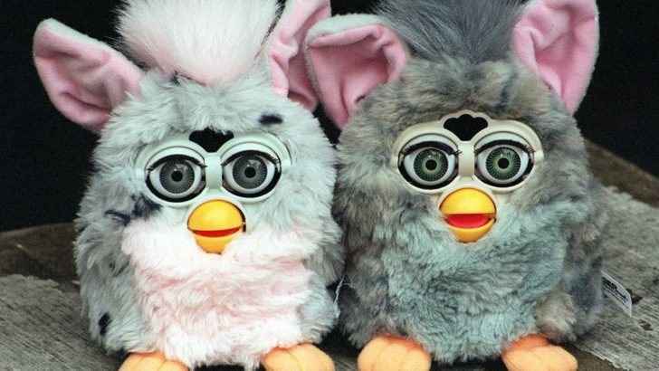 9 Childhood Toys From the ’90s That Were Actually Preparing You for Jobs That Don’t Exist Yet