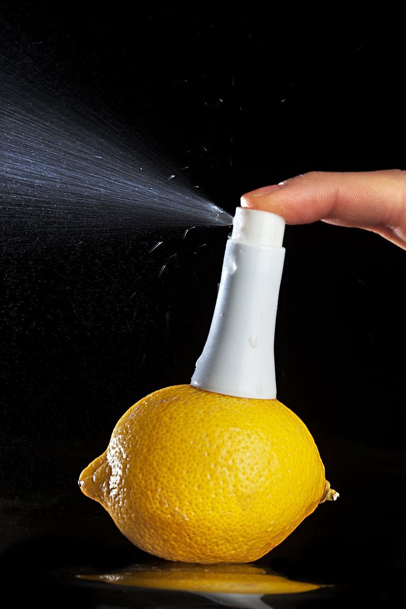 Lemon Juice Spray