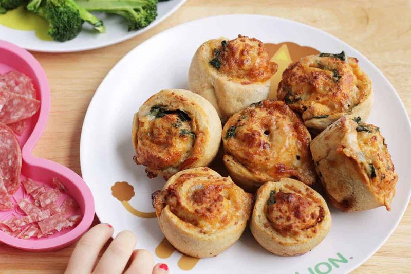 Spinach Pizza Rolls
