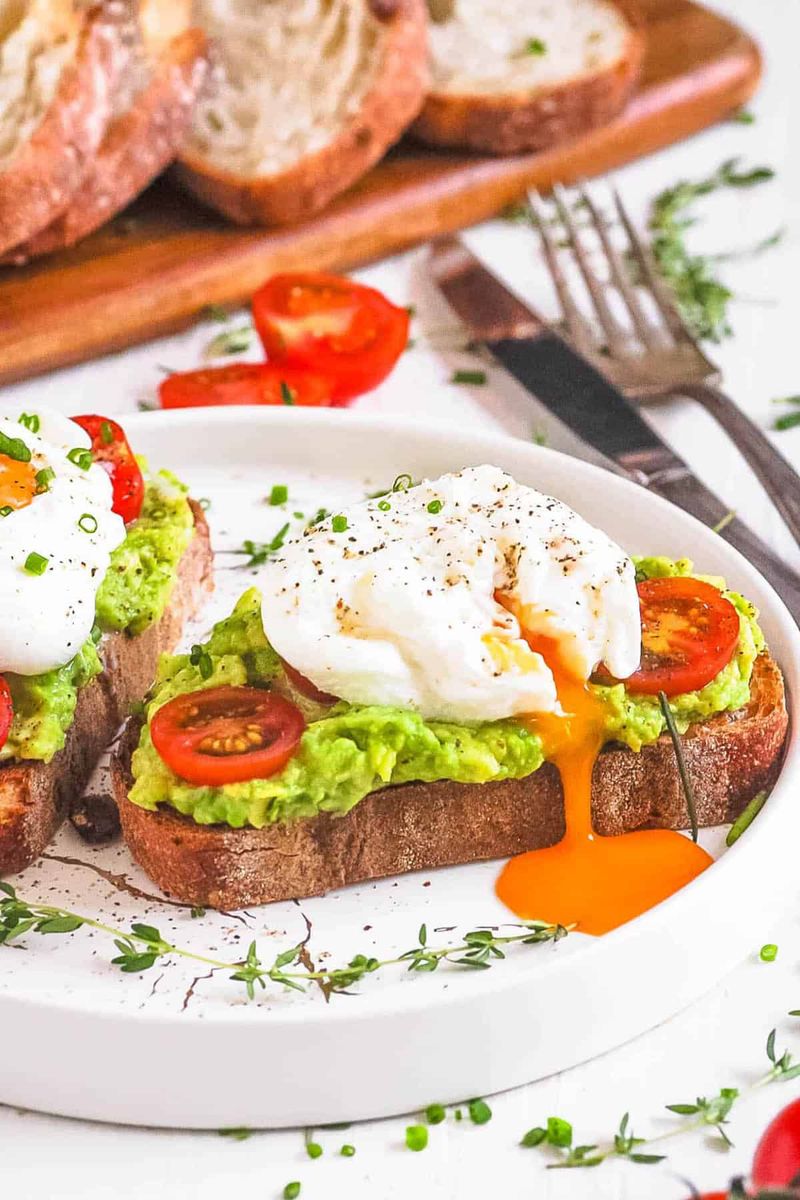 Avocado Toast with Egg