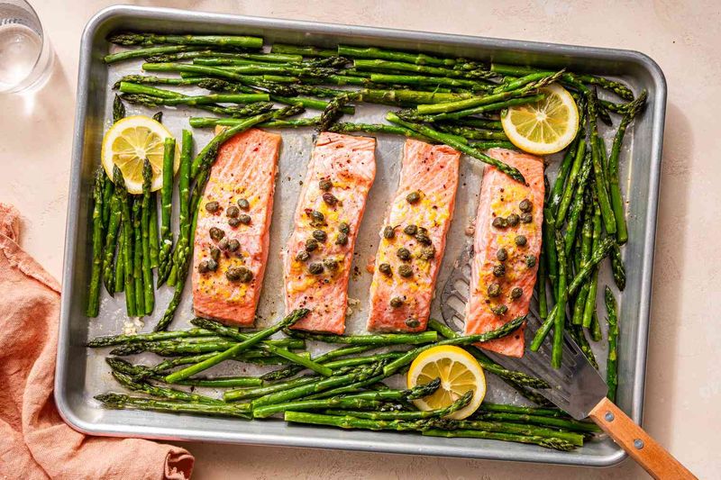 Baked Salmon with Asparagus
