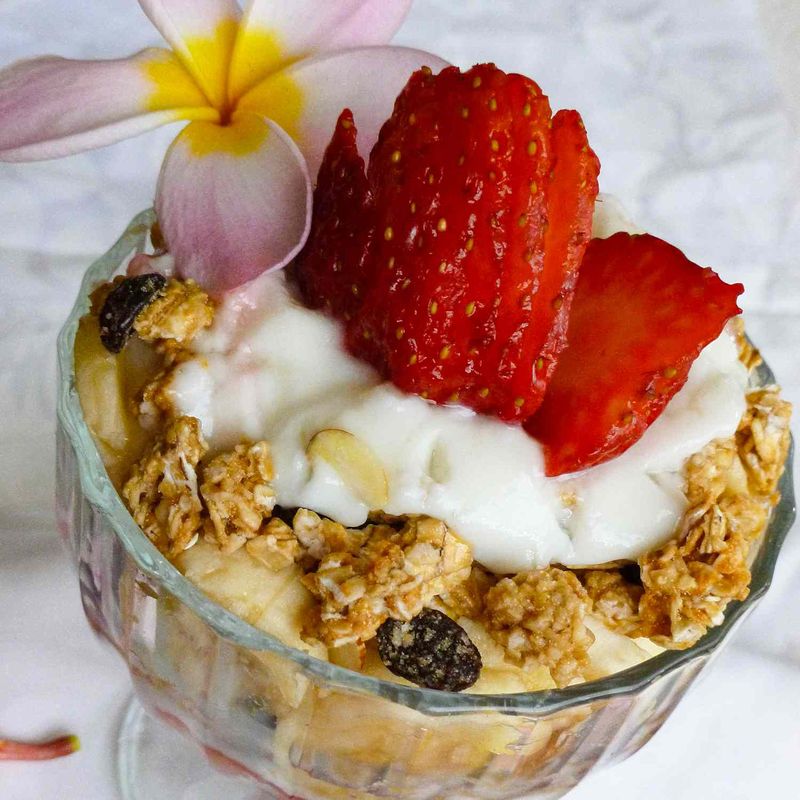 Berry and Yogurt Parfait