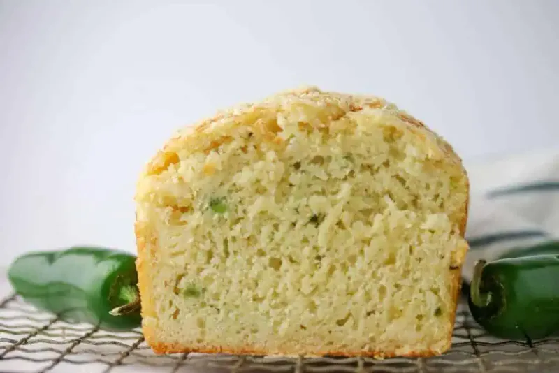 Spicy Jalapeño Yogurt Bread