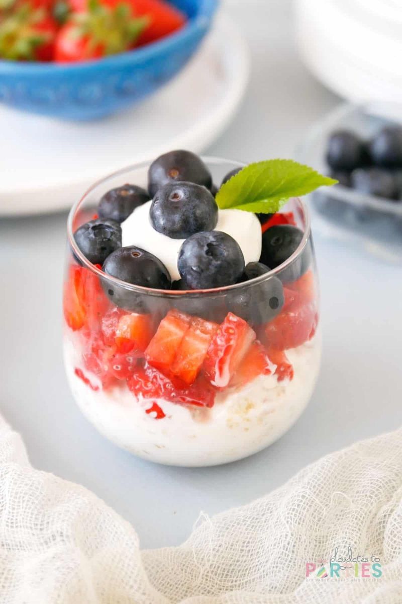 Berry Yogurt Parfait