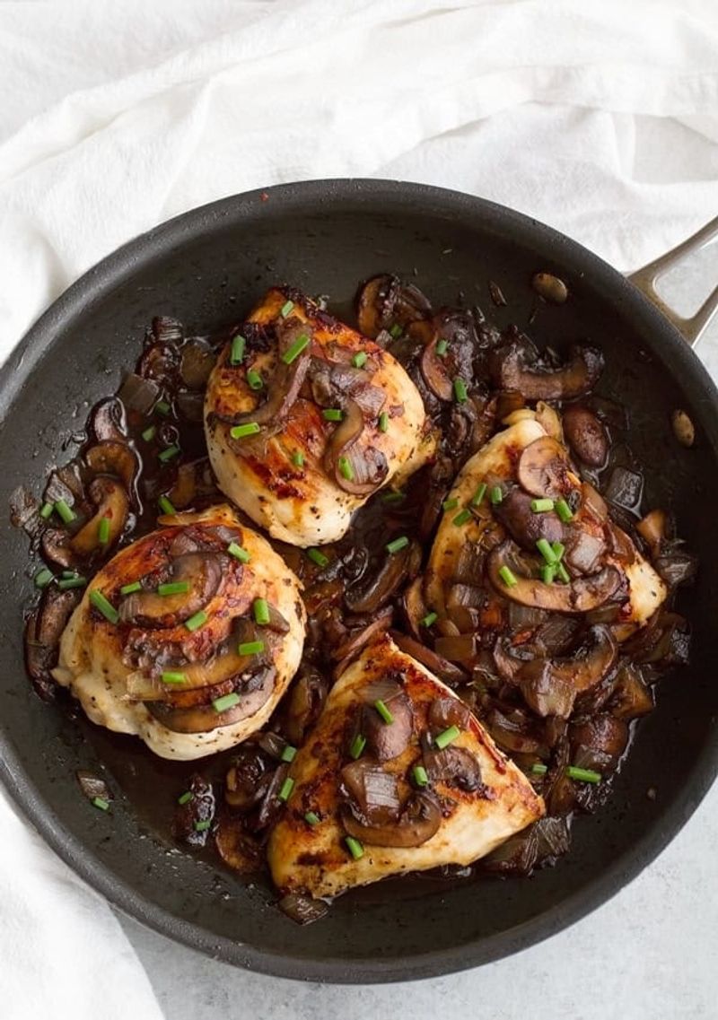 Balsamic Mushroom Chicken Skillet