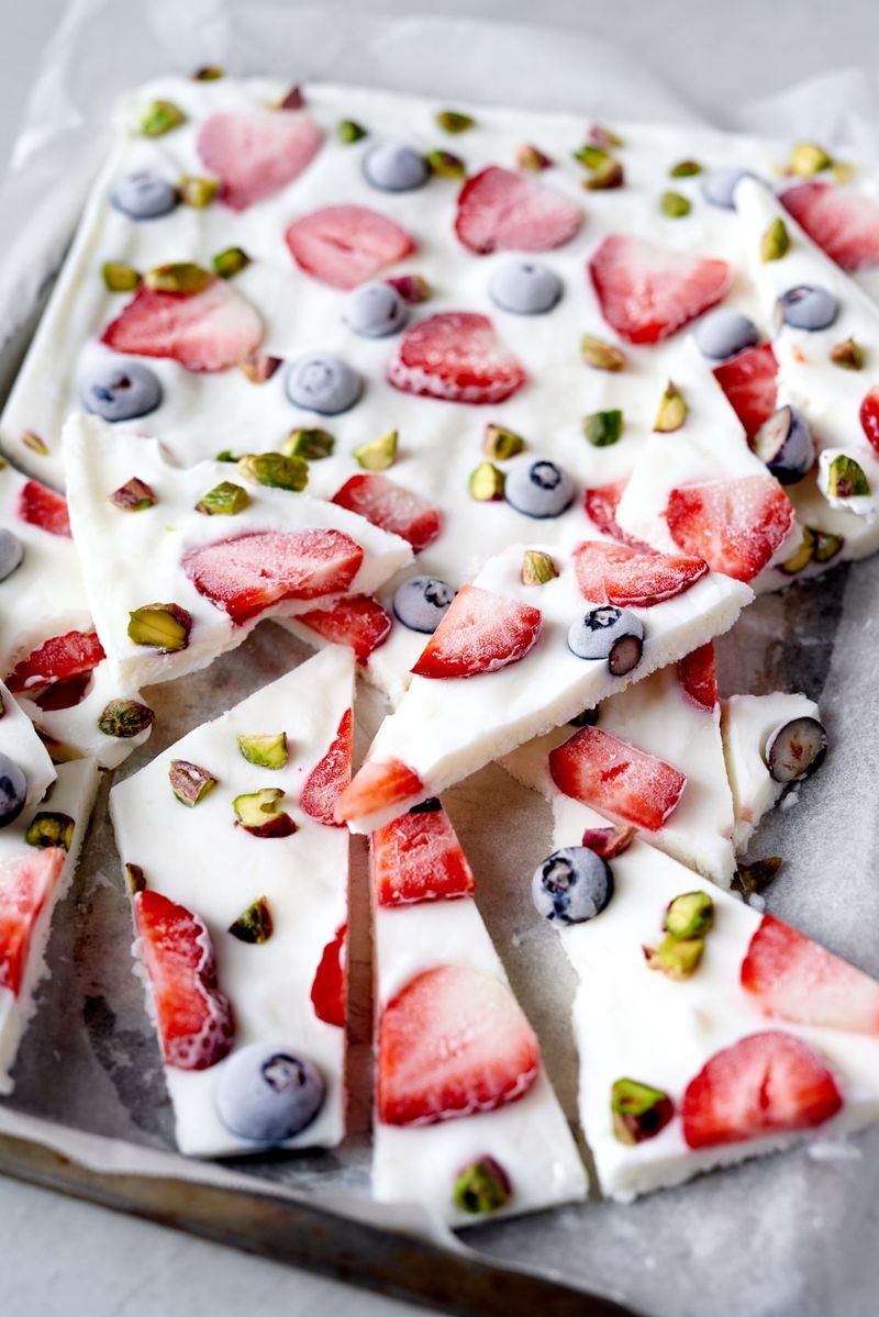 Frozen Yogurt Bark