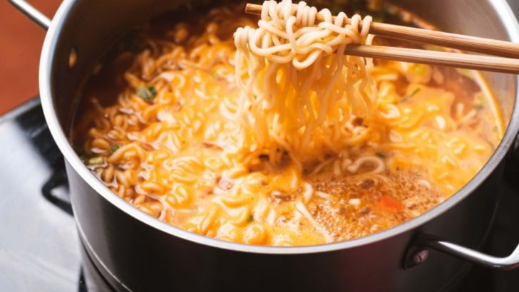5-Step Curry Ramen Recipe Everyone Will Love