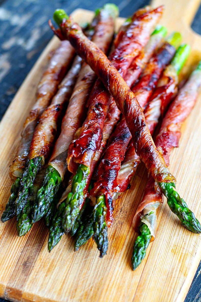 Prosciutto-Wrapped Asparagus