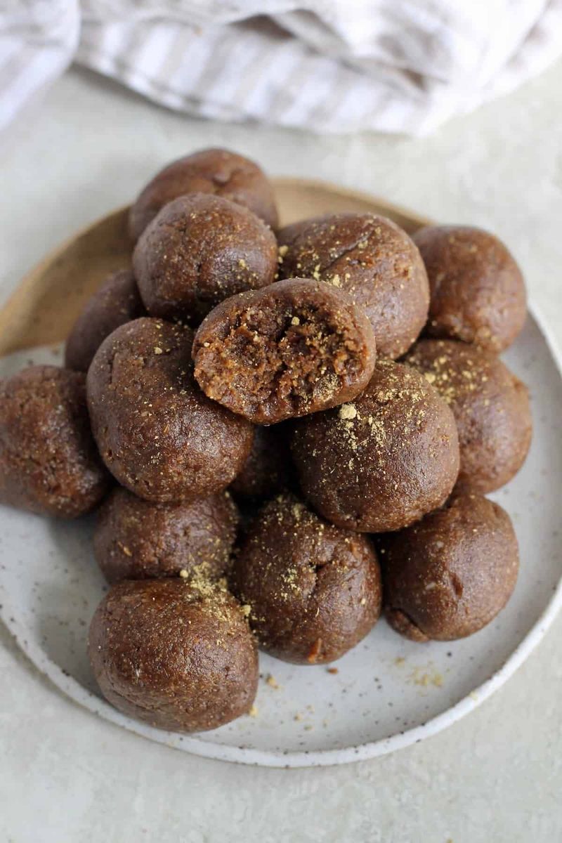 Gingerbread Energy Balls