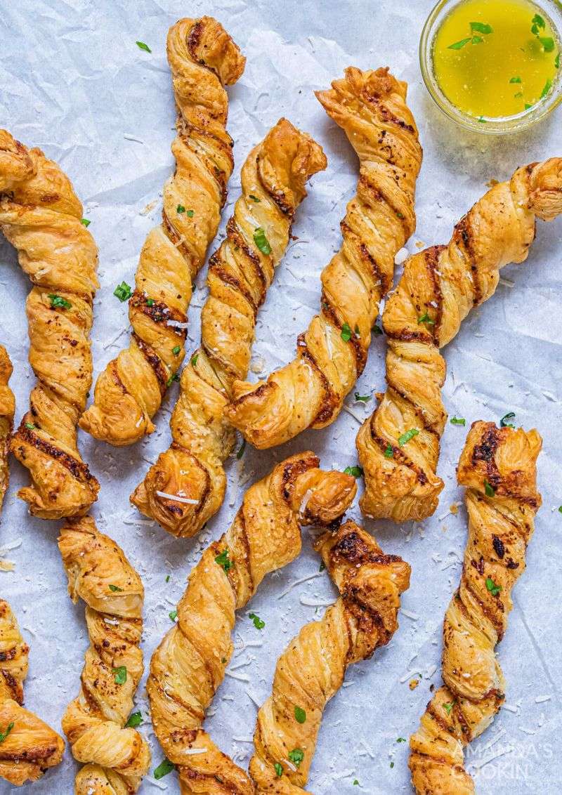 Garlic Parmesan Twists