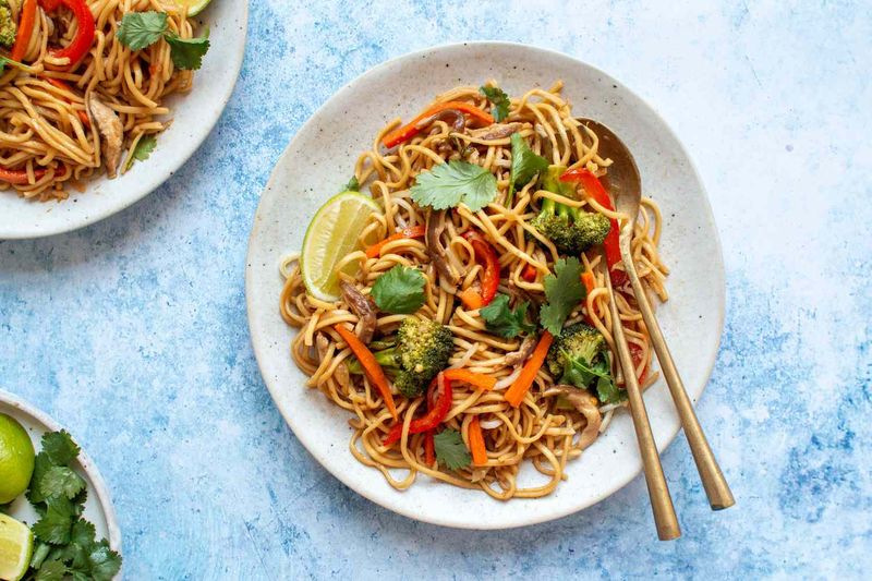 Stir-Fried Noodles with Vegetables