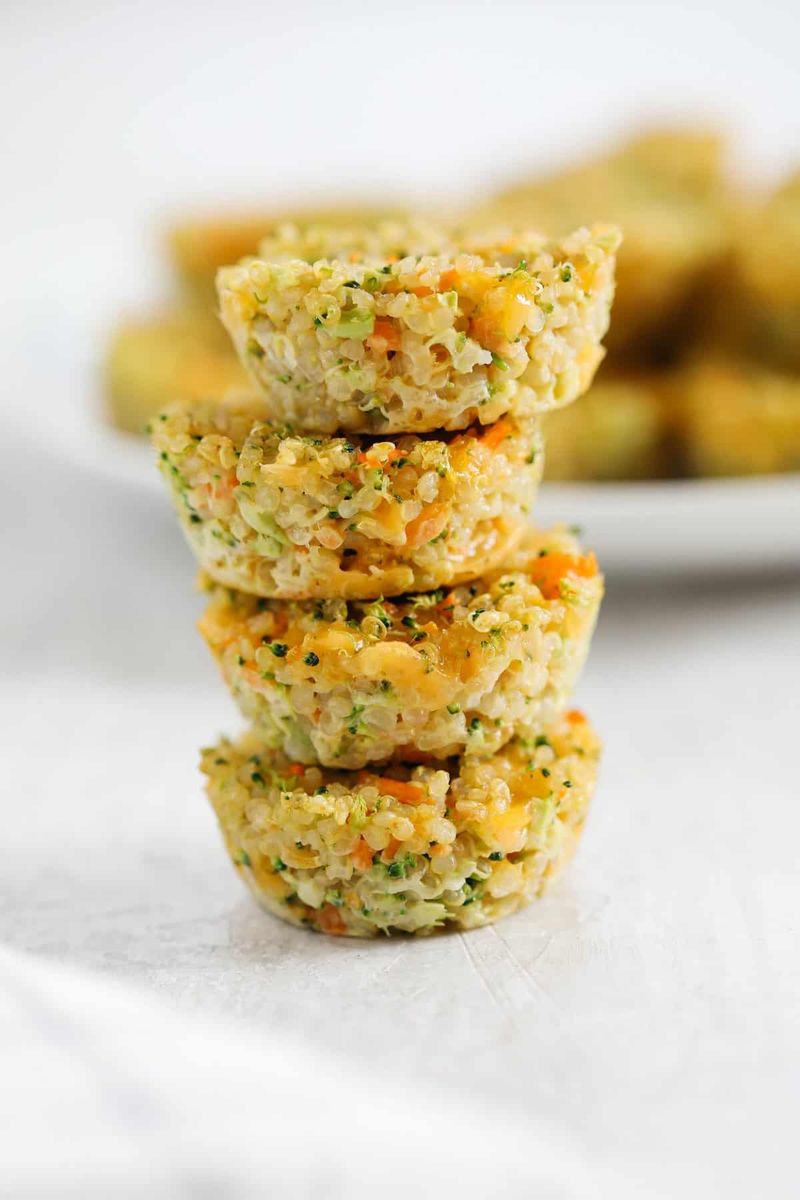 Cheesy Broccoli Quinoa Bites