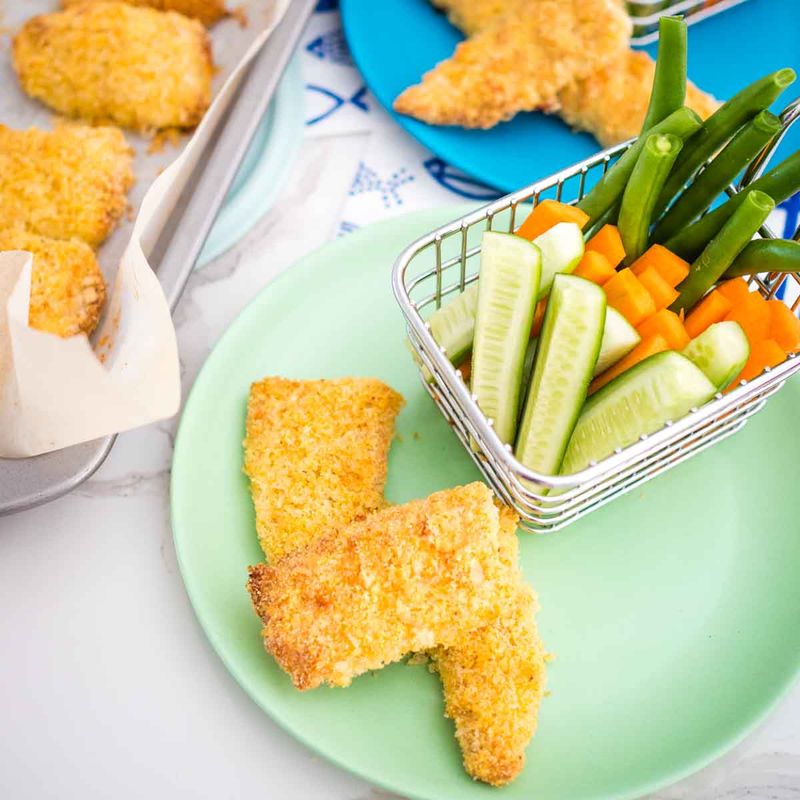 Fish Fingers with Veggie Sticks