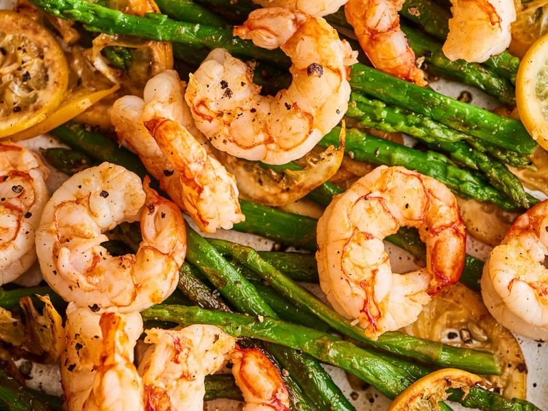 Garlic Shrimp with Asparagus